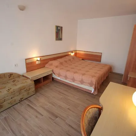 Cukon Apartman