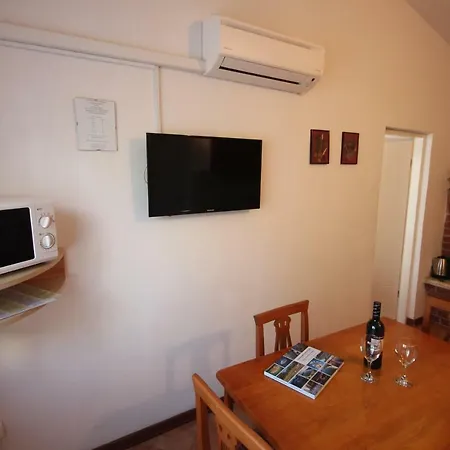 Cukon Apartman *