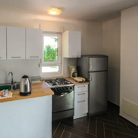 Cukon Apartman