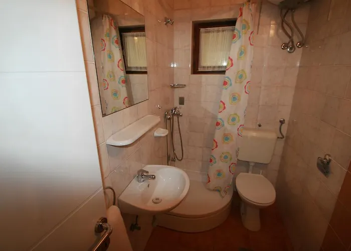 Cukon Apartament *