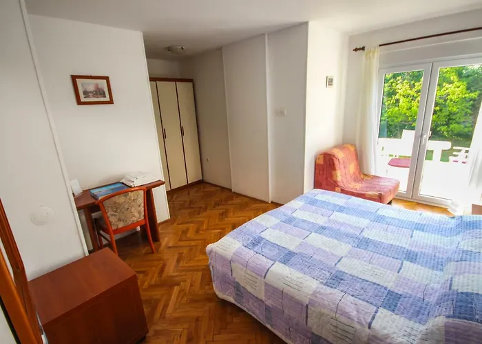 Cukon Διαμέρισμα Μεντουλίν