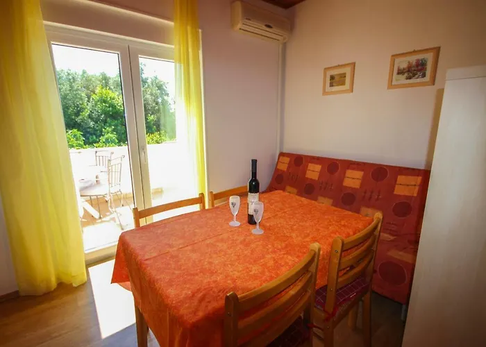 Cukon Διαμέρισμα Μεντουλίν