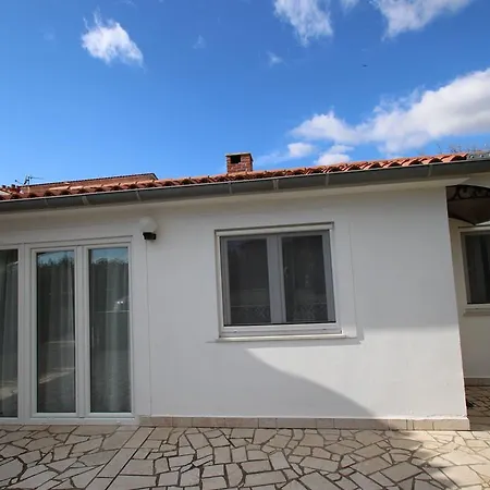 Apartment Cukon Medulin