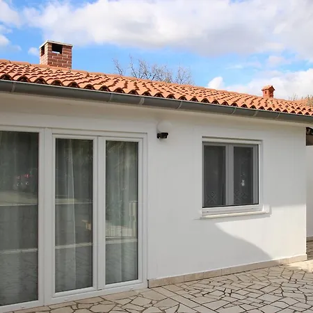 Apartment Cukon Medulin