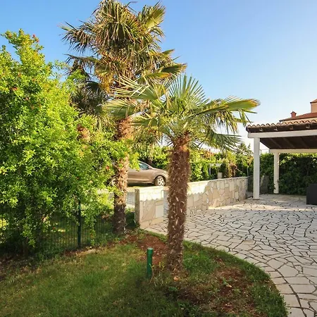Cukon Apartment *