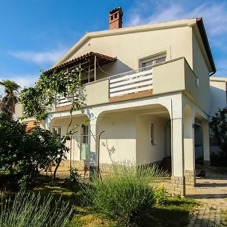 Cukon Apartment
